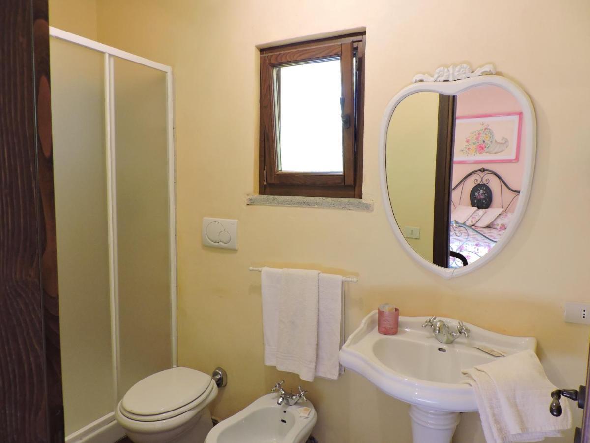Casale Fedele Family Relax B&B Vicino Al Borgo Ronciglione  Luaran gambar